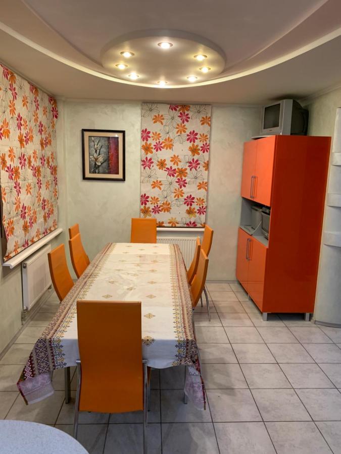 Приватний Будинок З Сауною Та Більярдом Khascheve Exteriér fotografie